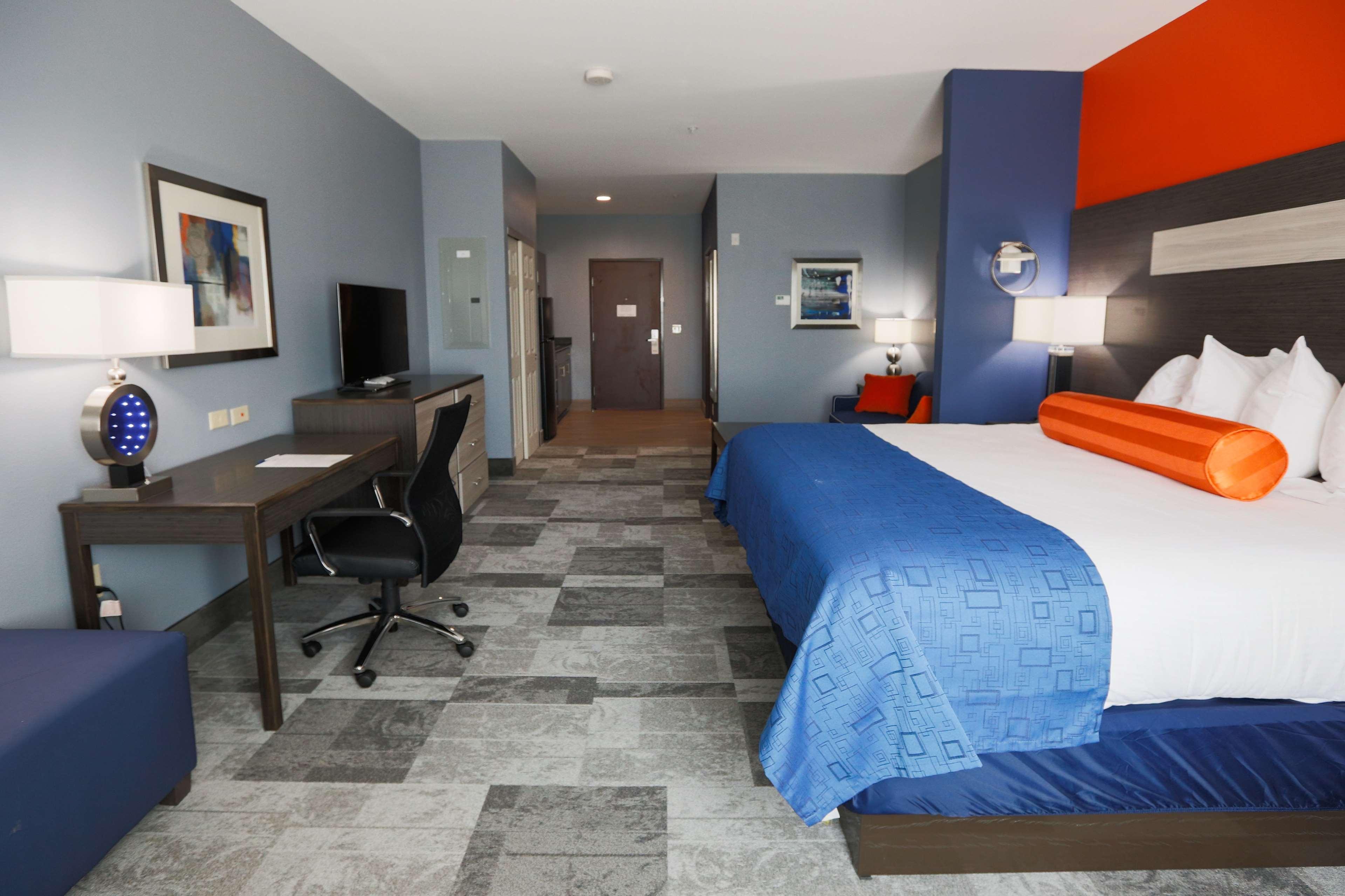 Best Western Plus Wewoka Inn & Suites Exterior photo