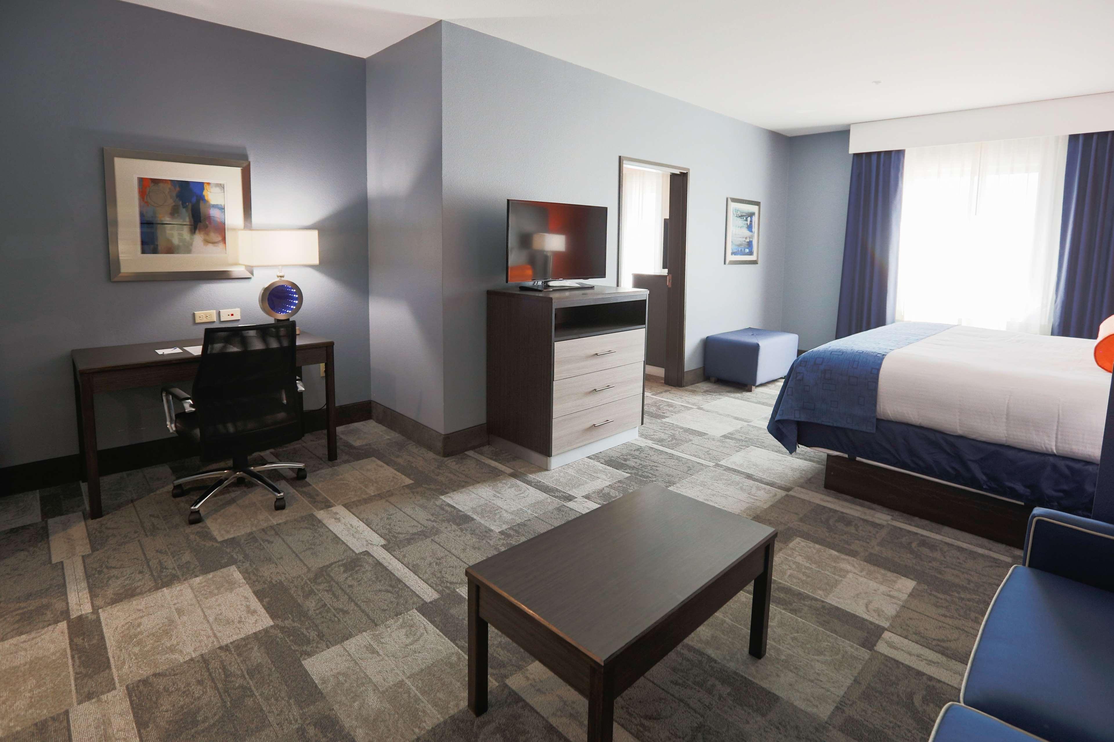 Best Western Plus Wewoka Inn & Suites Exterior photo