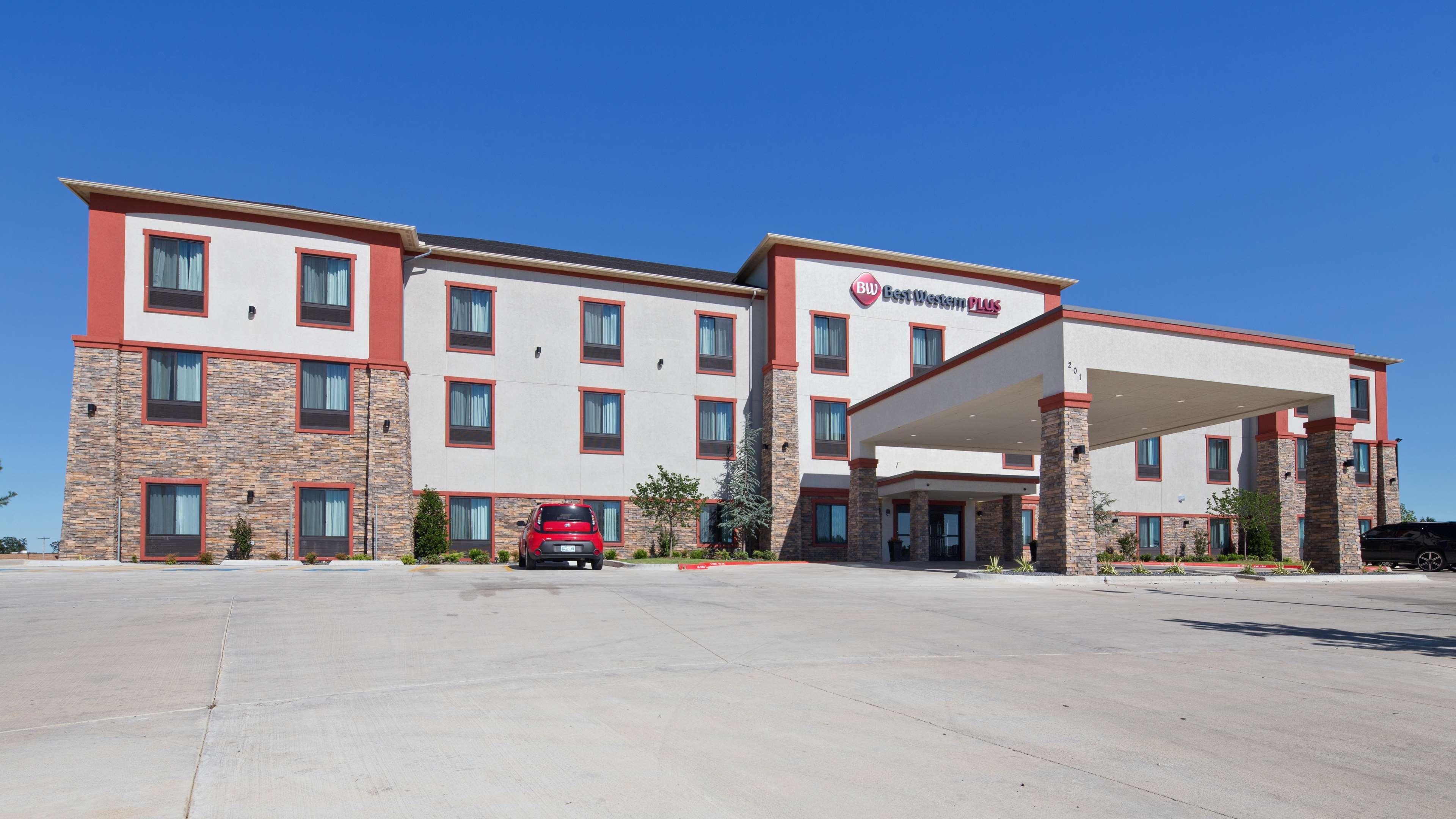 Best Western Plus Wewoka Inn & Suites Exterior photo